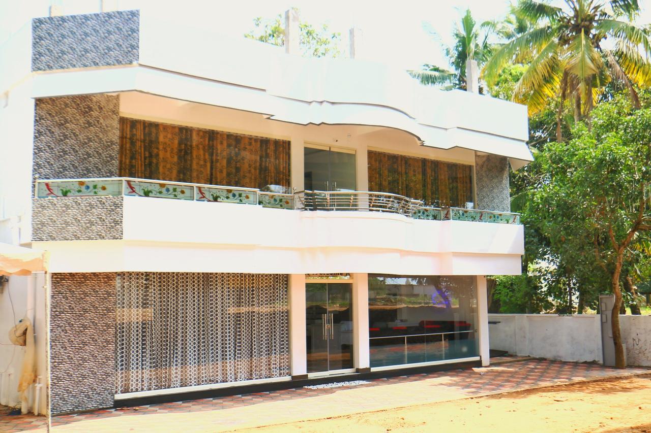 Mugal Beach Resort Alappuzha Buitenkant foto